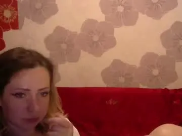 IORio2 – webcam model profile photo Image 9