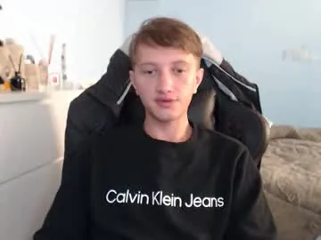 glasses_cat – webcam model profile photo Image 2