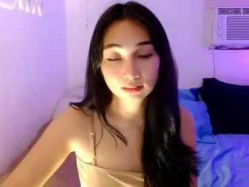 Keep_us_wild – webcam model profile photo Image 4