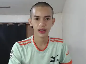 millemimi – webcam model profile photo Image 9