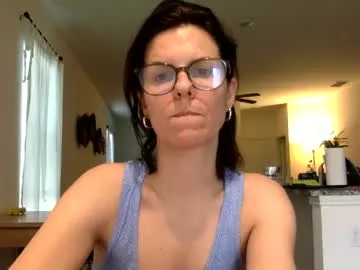 bambi_lu – webcam model profile photo Image 13