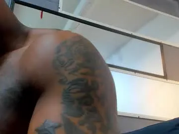 leobf – webcam model profile photo Image 5