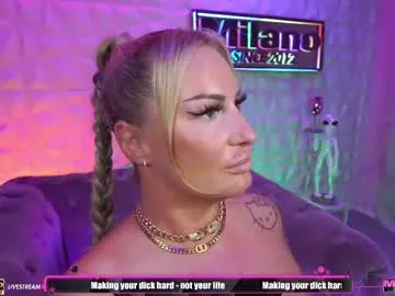 ava_delightt – webcam model profile photo Image 6