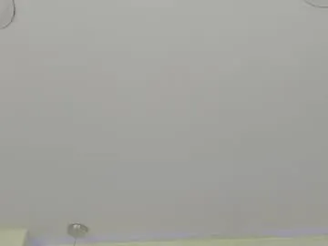 giaa_ross – webcam model profile photo Image 10