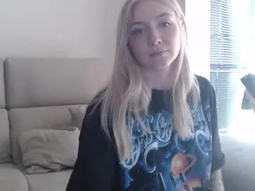 alana15 – webcam model profile photo Image 4