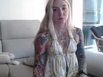 alana15 – webcam model profile photo Image 8