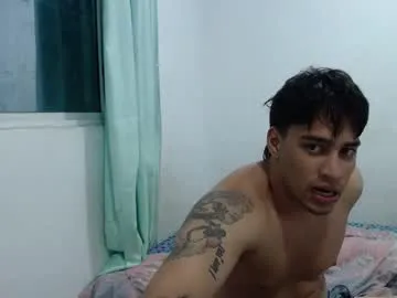 skinnyguywithbigd – webcam model profile photo Image 2