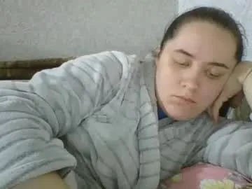 IORio2 – webcam model profile photo Image 6