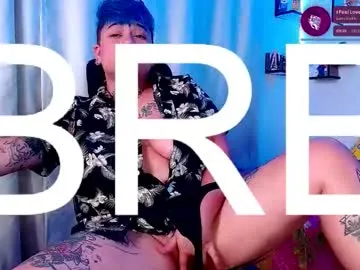 hina_porn – webcam model profile photo Image 17