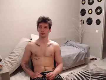 miluegin – webcam model profile photo Image 4