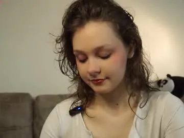 hina_porn – webcam model profile photo Image 5