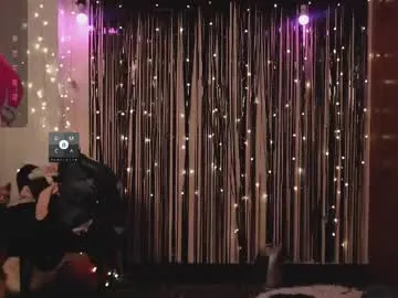 lucretiaburnaugh – webcam model profile photo Image 1