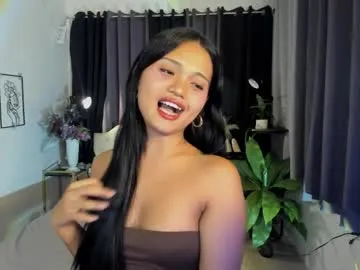 Cutenikkibaby – webcam model profile photo Image 10