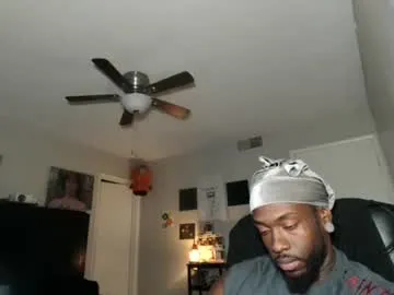 AntonioWest – webcam model profile photo Image 10