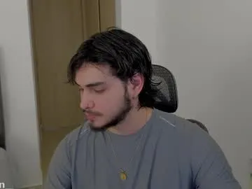 IORio2 – webcam model profile photo Image 10