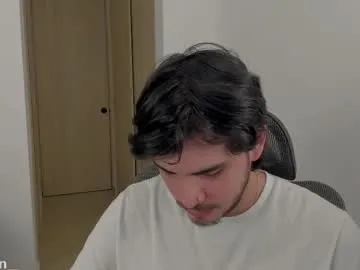 IORio2 – webcam model profile photo Image 12