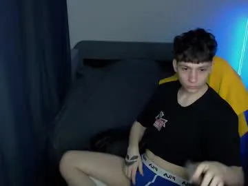 moonn_fox – webcam model profile photo Image 6