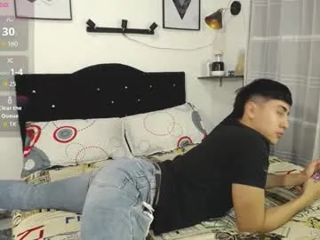 moonn_fox – webcam model profile photo Image 10