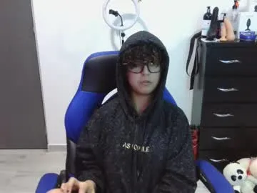 alana15 – webcam model profile photo Image 19