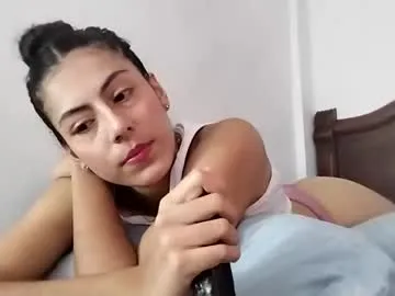 hina_porn – webcam model profile photo Image 6