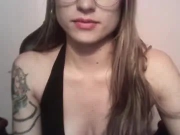 alana15 – webcam model profile photo Image 19