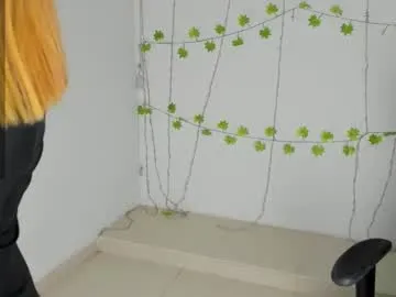 Blonde_sexy21 – webcam model profile photo Image 7