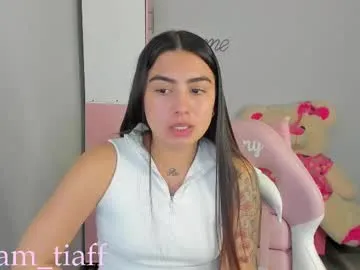 xoxo_cherry1 – webcam model profile photo Image 13