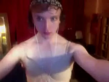 sareandrob – webcam model profile photo Image 6