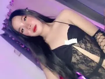 queeneliaa_ – webcam model profile photo Image 9