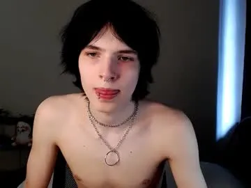 IORio2 – webcam model profile photo Image 2