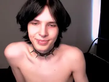 IORio2 – webcam model profile photo Image 6