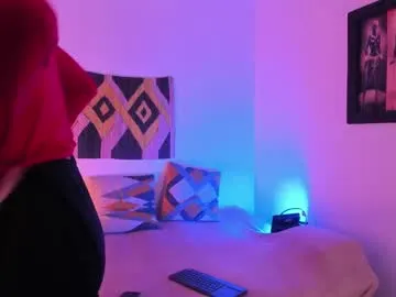hina_porn – webcam model profile photo Image 16