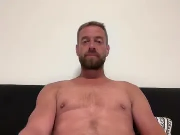 Sun-Moon – webcam model profile photo Image 11