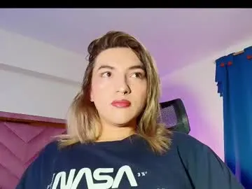 EvieEvans – webcam model profile photo Image 8