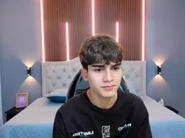 DoriDeluxe66 – webcam model profile photo Image 16