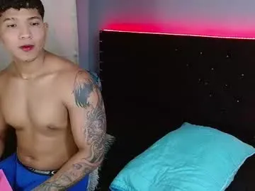 Keep_us_wild – webcam model profile photo Image 10