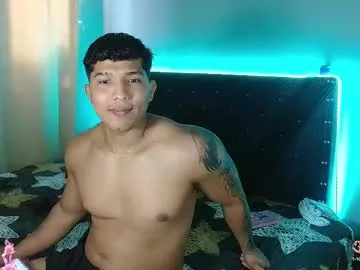 Keep_us_wild – webcam model profile photo Image 13