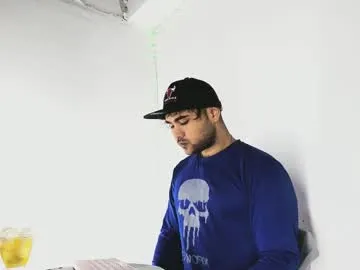 tumbles05 – webcam model profile photo Image 16