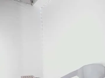 tumbles05 – webcam model profile photo Image 6