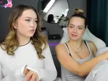 Alliina-leee – webcam model profile photo Image 12