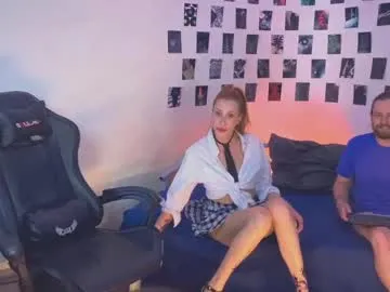 alana15 – webcam model profile photo Image 16