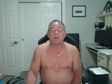 kinksubbydubby – webcam model profile photo Image 10