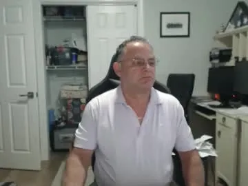 kinksubbydubby – webcam model profile photo Image 14