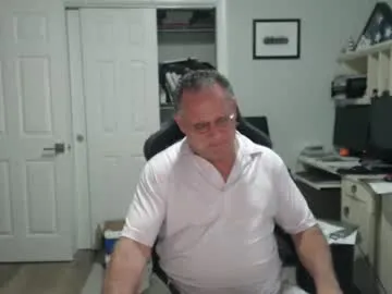 kinksubbydubby – webcam model profile photo Image 16