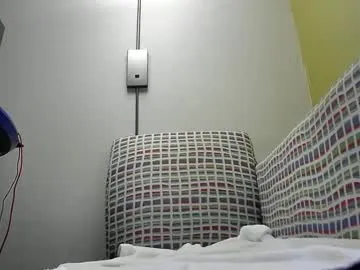 kinksubbydubby – webcam model profile photo Image 18