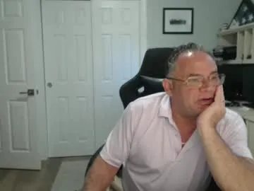 kinksubbydubby – webcam model profile photo Image 2