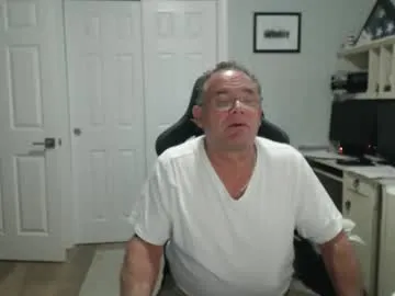 kinksubbydubby – webcam model profile photo Image 7