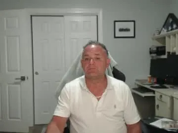 kinksubbydubby – webcam model profile photo Image 8