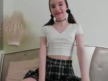 aniie_sweet4u – webcam model profile photo Image 9