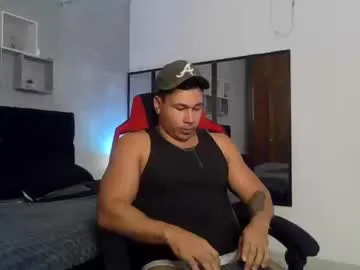 Keep_us_wild – webcam model profile photo Image 19